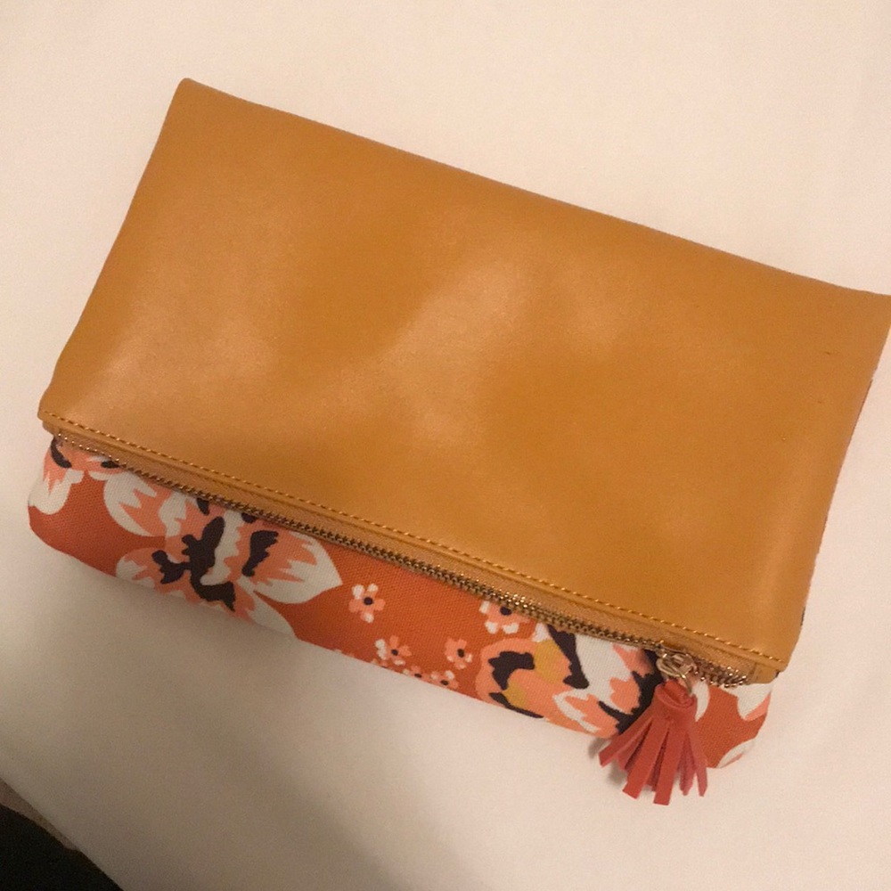 Clutch purse